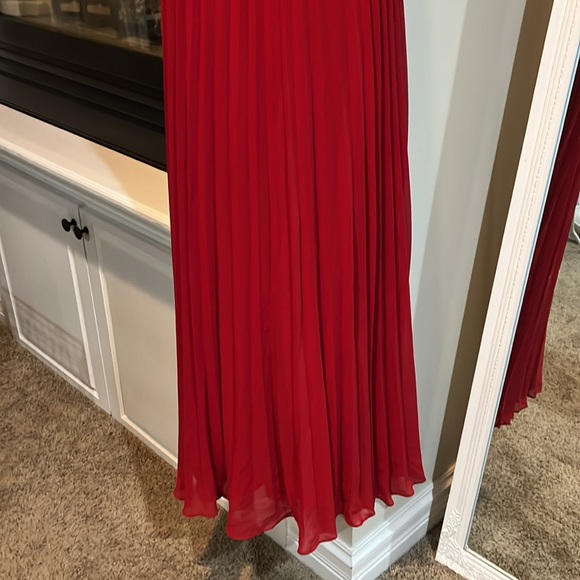 Red maxi dress, formal - Picture 2 of 4